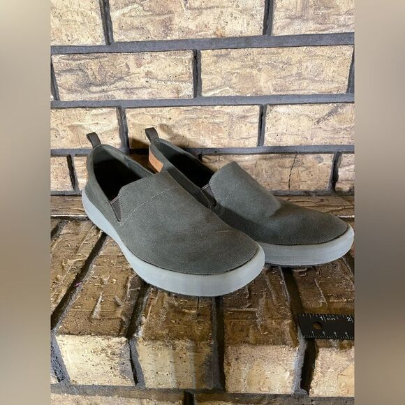 Green merrell slip ons - Picture 1 of 6